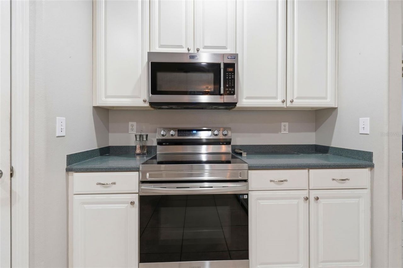 835 Cedarcrest Court, Sarasota, FL 34232 Photo