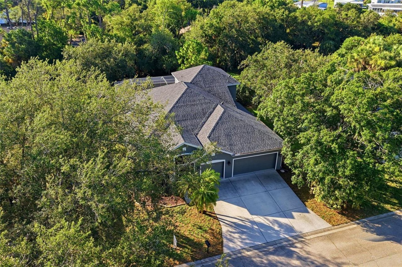 835 Cedarcrest Court, Sarasota, FL 34232 Photo