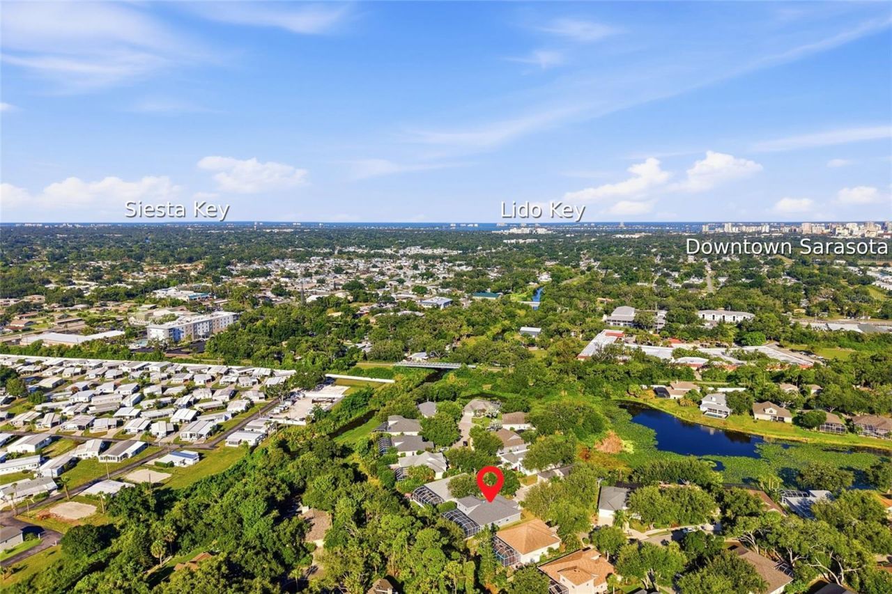 835 Cedarcrest Court, Sarasota, FL 34232 Photo