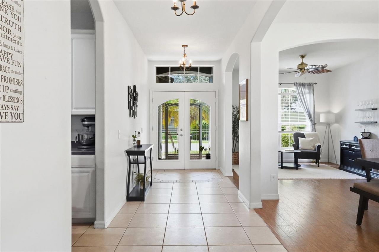 835 Cedarcrest Court, Sarasota, FL 34232 Photo