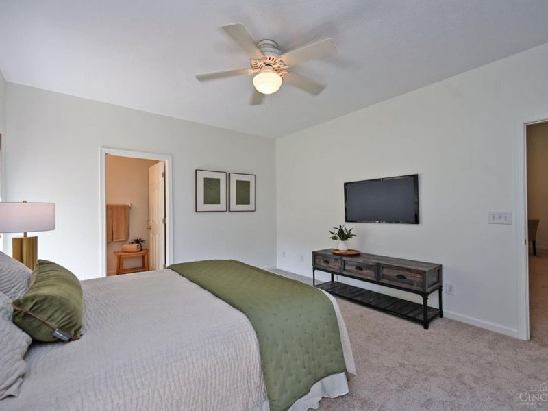 363 Delaware Drive, Hamilton Twp, OH 45039 Photo 14