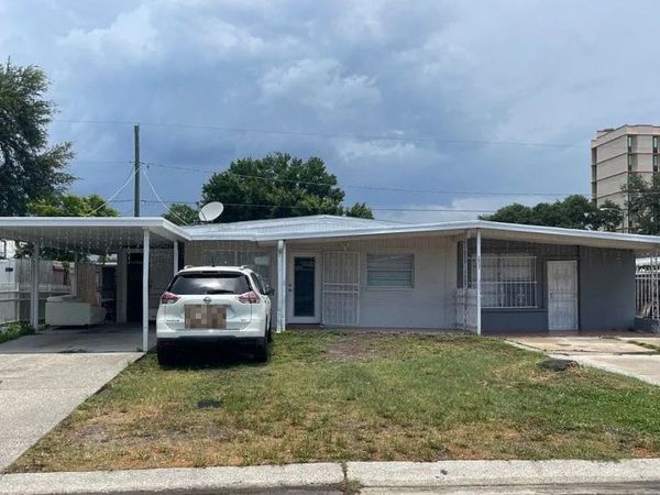 2917 W Saint John Street, Tampa, FL 33607