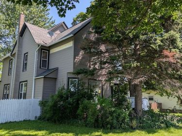 285 S Niagara Street, Lockport, NY 14094