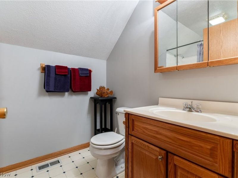 270 Salineville Road NE, Carrollton, OH 44615 Photo 28