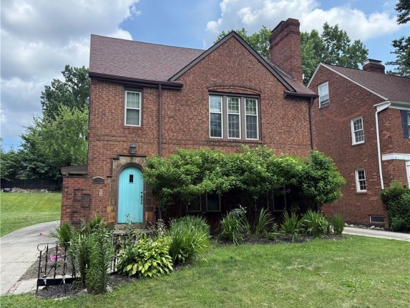 16713 Lomond Boulevard, Shaker Heights, OH 44120 Photo 1