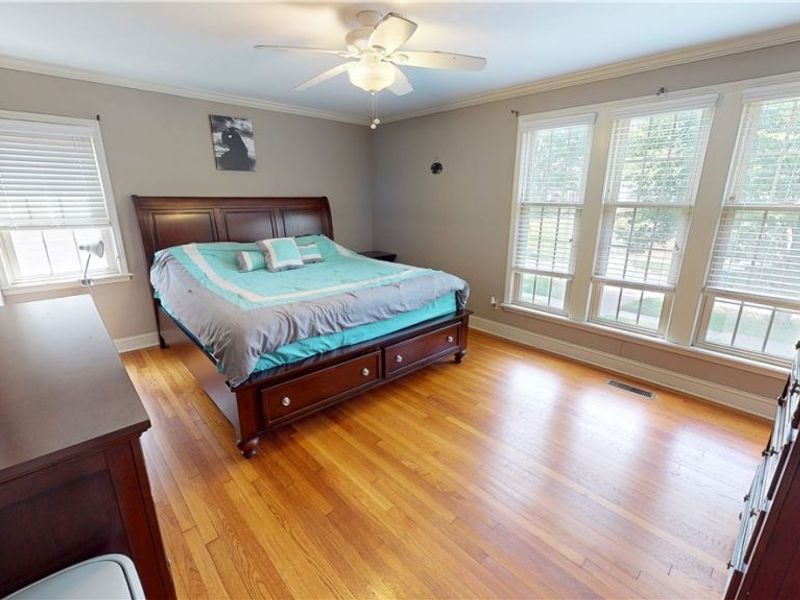 16713 Lomond Boulevard, Shaker Heights, OH 44120 Photo 21