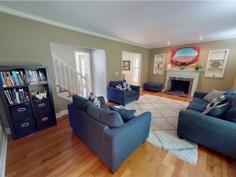 16713 Lomond Boulevard, Shaker Heights, OH 44120 Photo 4