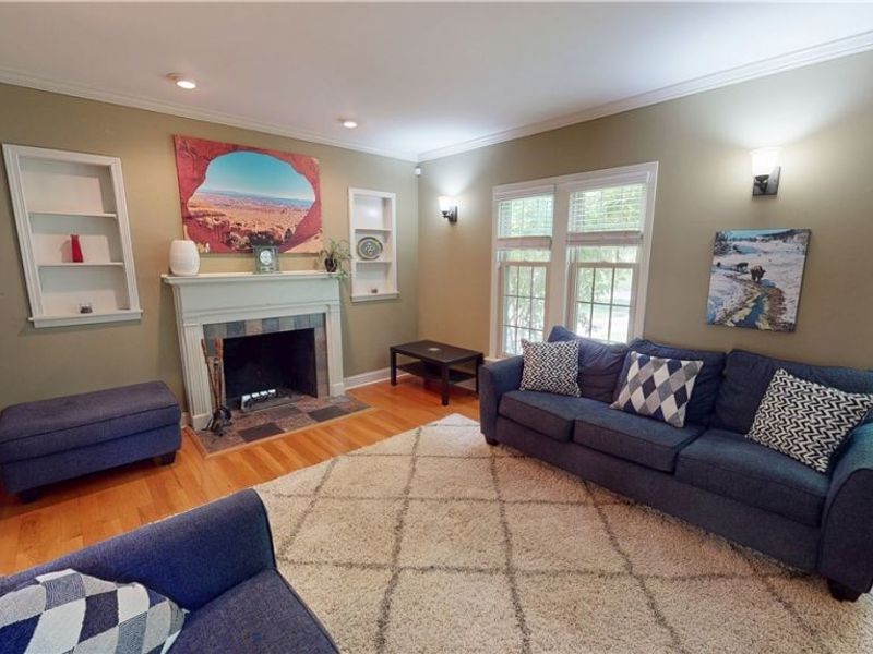 16713 Lomond Boulevard, Shaker Heights, OH 44120 Photo 5