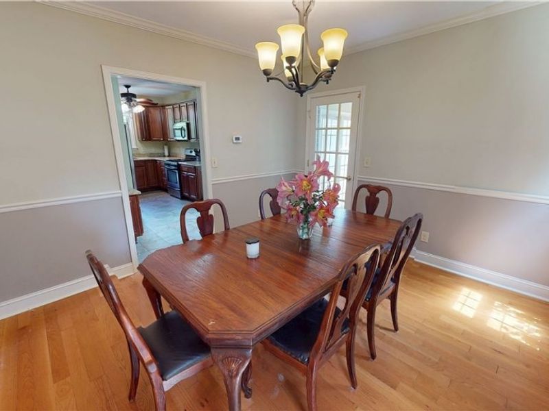 16713 Lomond Boulevard, Shaker Heights, OH 44120 Photo 8