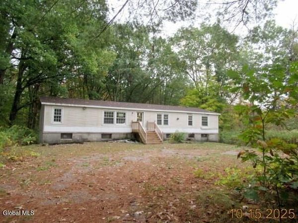 191 Meehan Road, Mechanicville, NY 12118