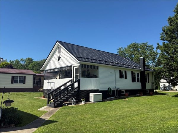 126 Highway Barn Rd , Punxsutawney, PA 15767
