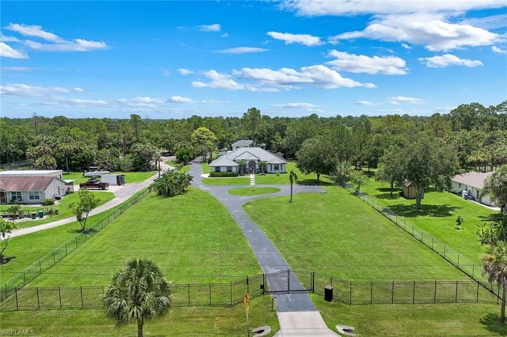1160 13th St Sw, Naples, FL 34117 Photo