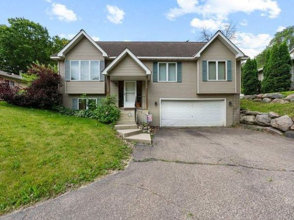 5867 Bartlett Boulevard, Mound, MN 55364