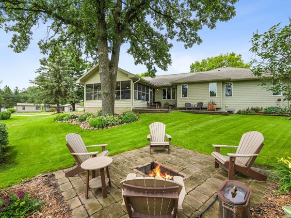 101 Anglewood Drive, Kenyon, MN 55946