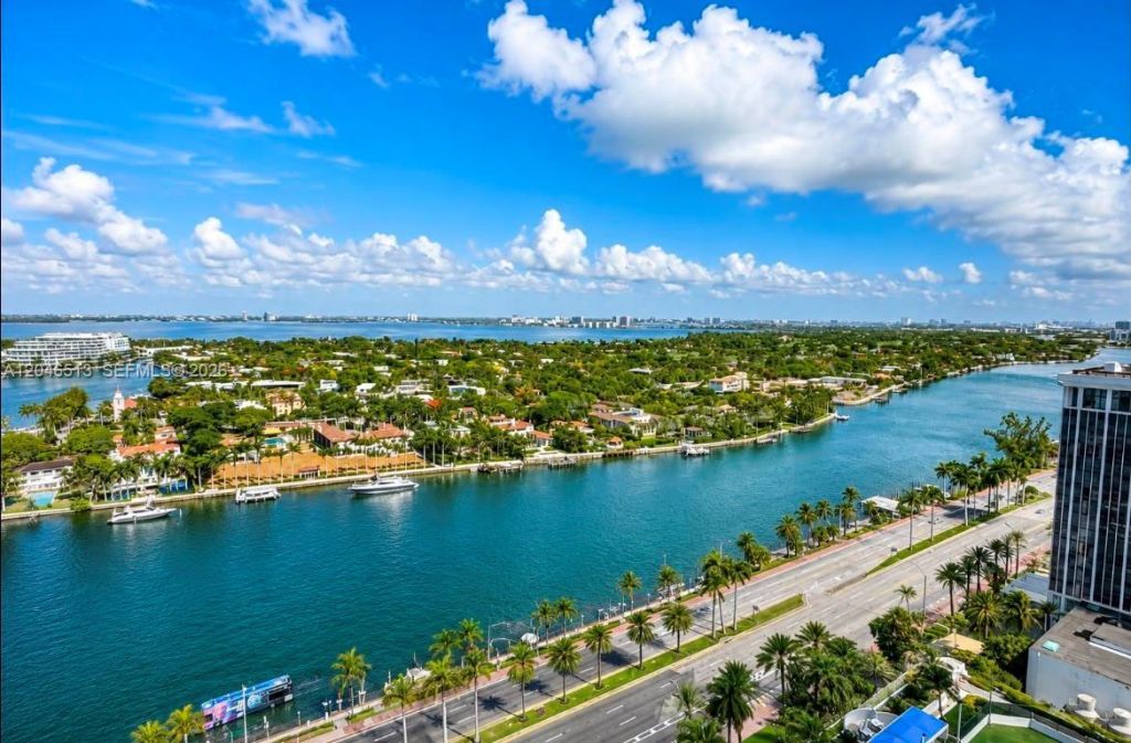 4775 Collins Ave , Unit 2407, Miami Beach, FL 33140 Photo
