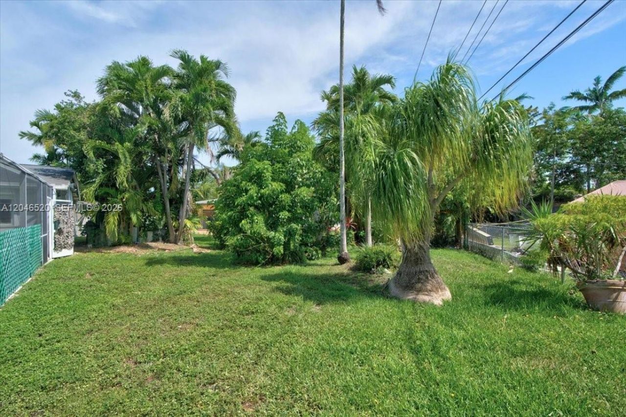 9841 SW 157th Ter , Miami, FL 33157 Photo