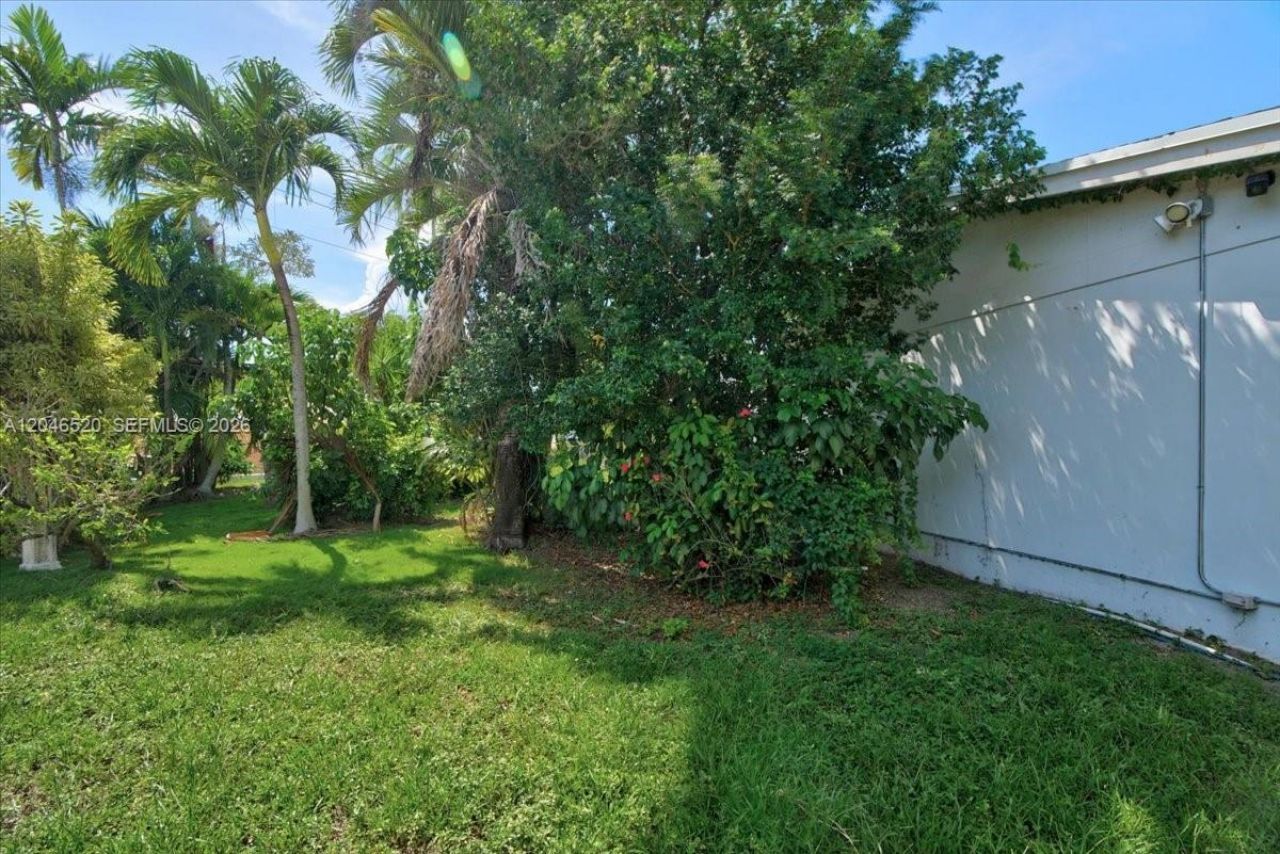 9841 SW 157th Ter , Miami, FL 33157 Photo