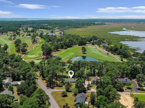 1705 River Drive , Morehead City, NC 28557