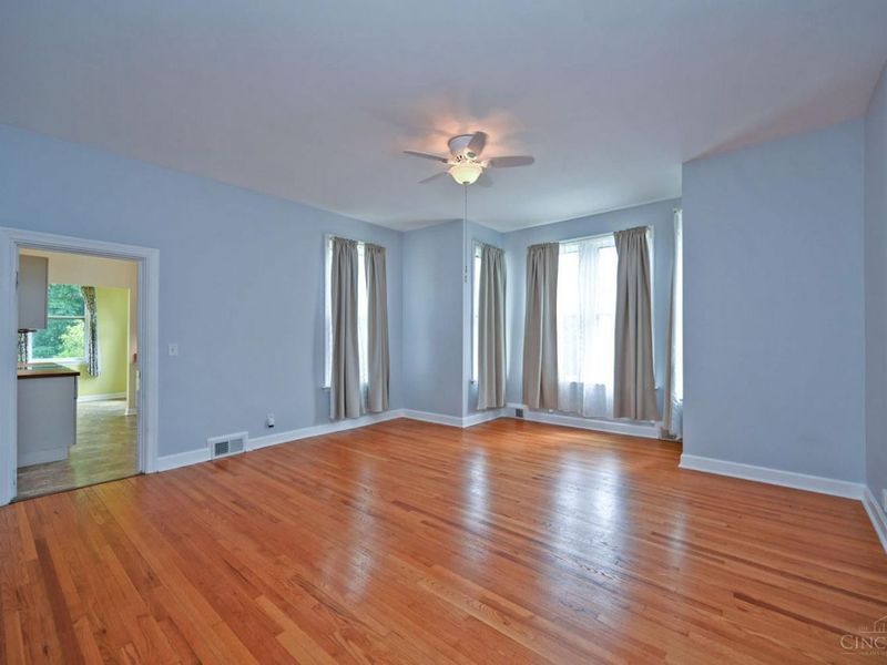 156 Parkway Avenue, Cincinnati, OH 45216 Photo 11