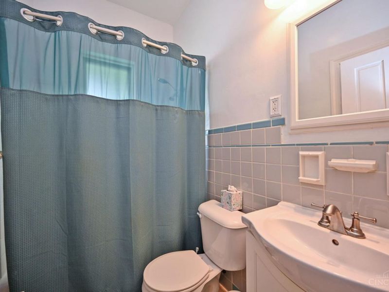 156 Parkway Avenue, Cincinnati, OH 45216 Photo 26