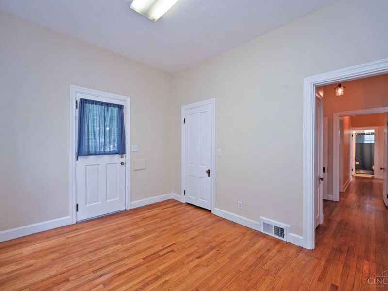 156 Parkway Avenue, Cincinnati, OH 45216 Photo 32