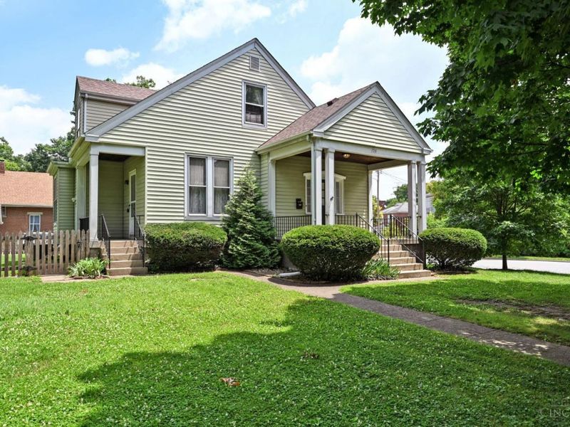 156 Parkway Avenue, Cincinnati, OH 45216 Photo 4