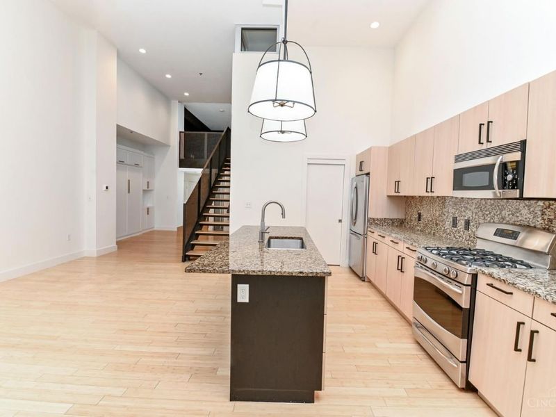15 W Fourth Street, Unit 103, Cincinnati, OH 45202 Photo 20