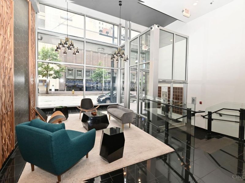 15 W Fourth Street, Unit 103, Cincinnati, OH 45202 Photo 68