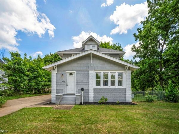 1318 3rd Street SE, Massillon, OH 44646