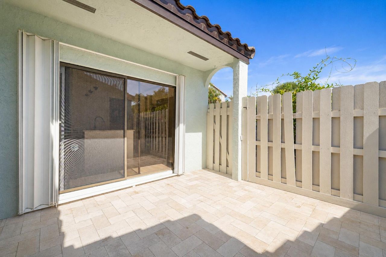 22354 Pineapple Walk Drive, Boca Raton, FL 33433 Photo