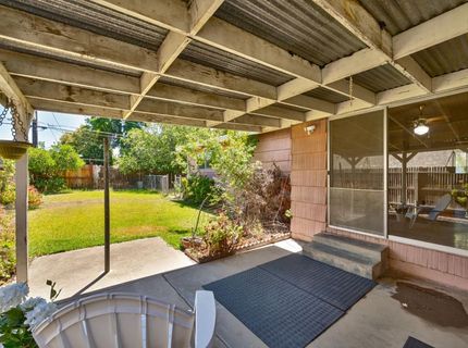 6737 21st St, Sacramento, CA 95822 Photo