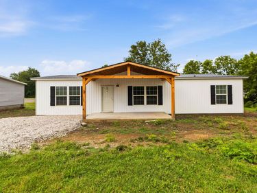5783 Slate Lick Road, London, KY 40741