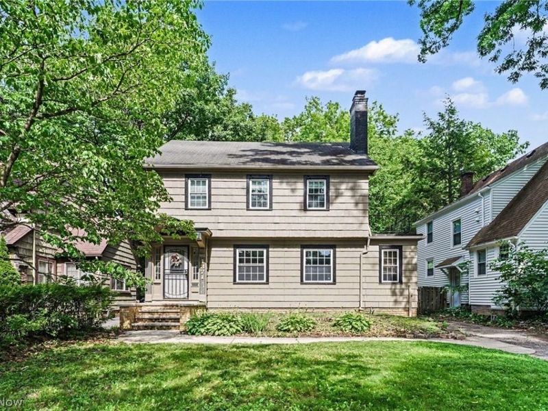 1371 Lynn Park Drive, Cleveland, OH 44121 Photo 1