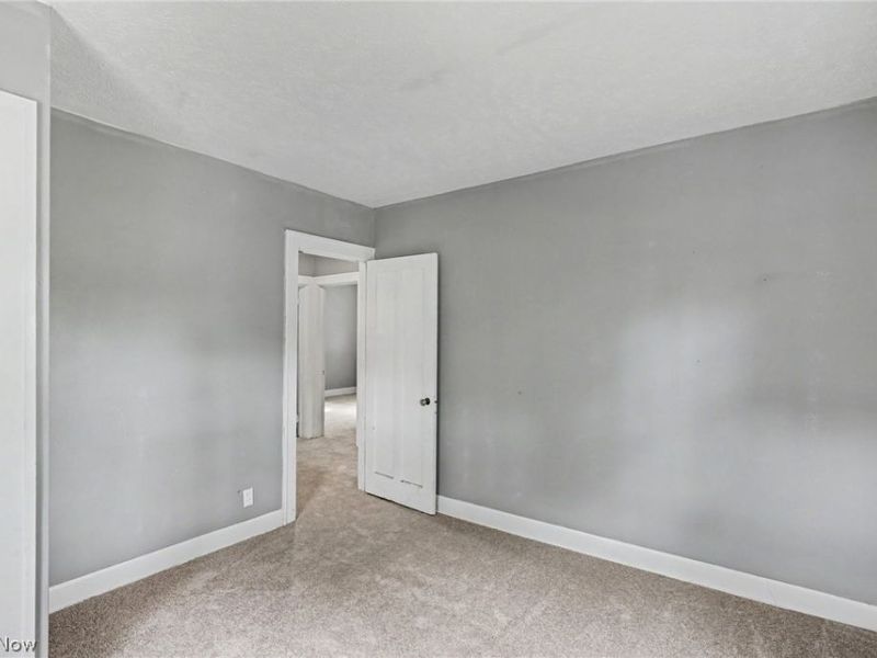 1371 Lynn Park Drive, Cleveland, OH 44121 Photo 18