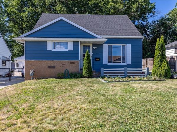 3299 Winthrop Drive , Parma, OH 44134