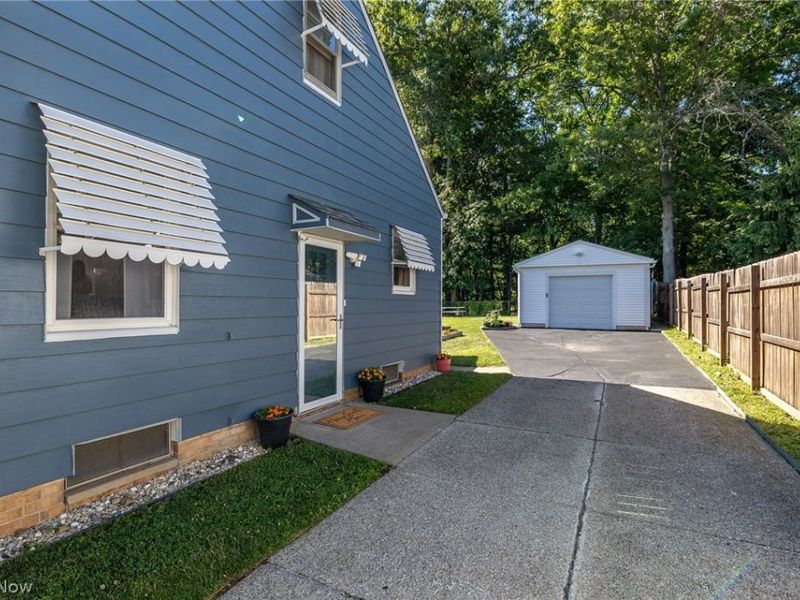 3299 Winthrop Drive, Parma, OH 44134 Photo 33
