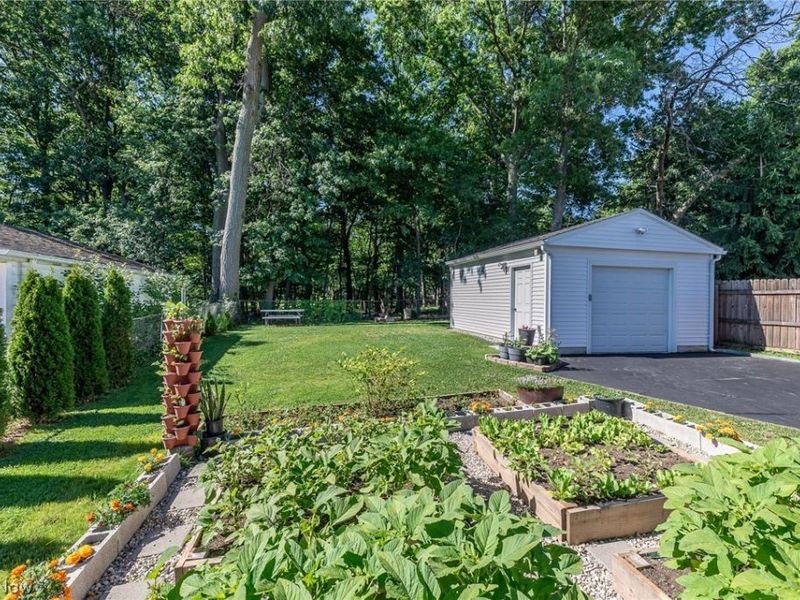 3299 Winthrop Drive, Parma, OH 44134 Photo 38
