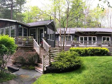 100 Onandaga Road , Shohola, PA 18458