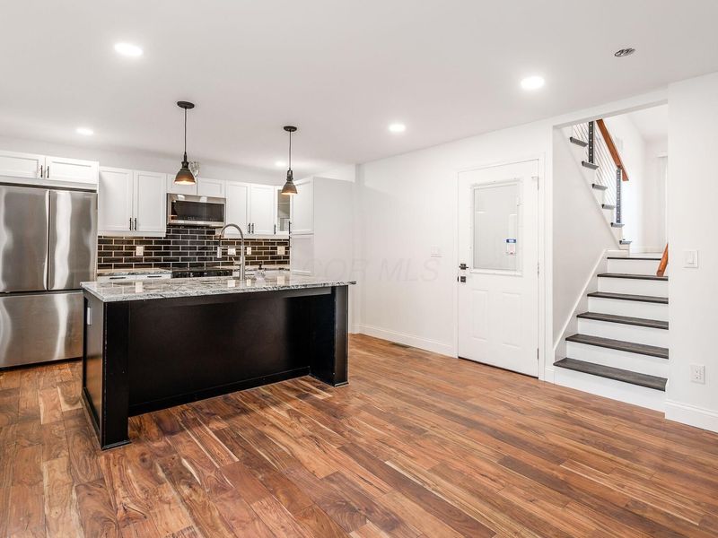 3535 Sunset Drive , Upper Arlington, OH 43221 Photo 5