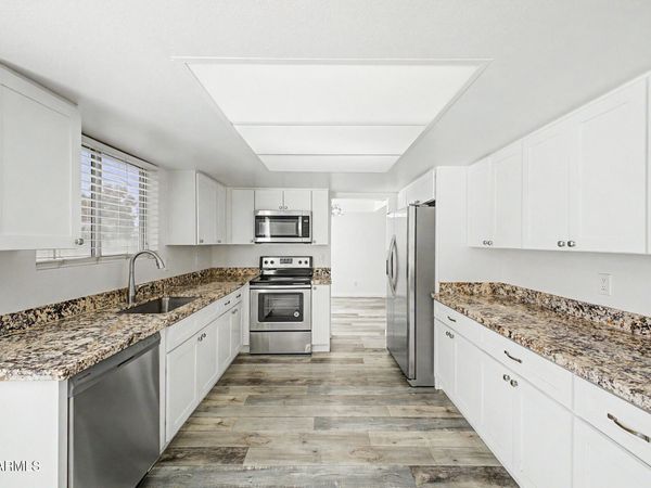 1726 S HENKEL Circle, Mesa, AZ 85202