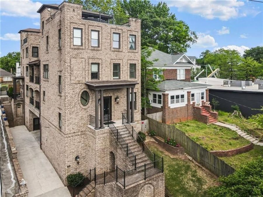 Property Image 5