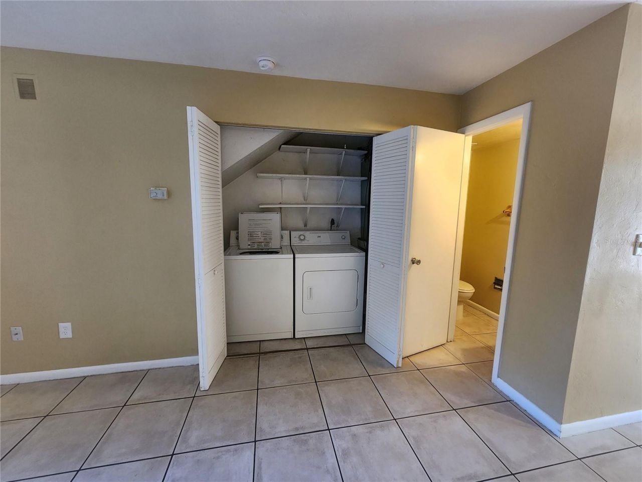 702 SW 70 Terrace , Unit B, Gainesville, FL 32607 Photo