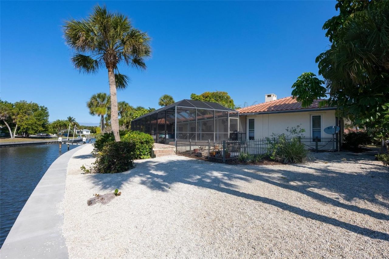 5456 Azure Way , Sarasota, FL 34242 Photo