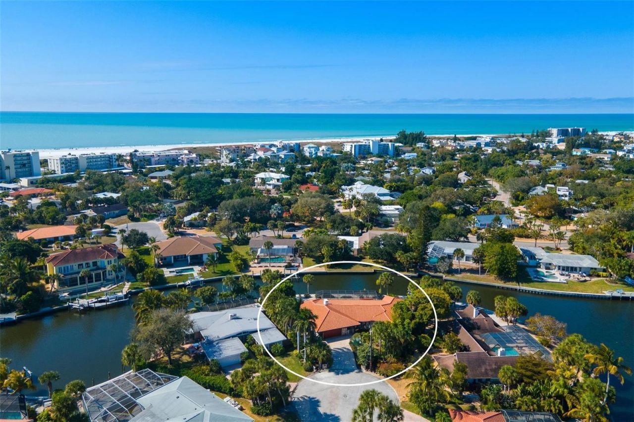 5456 Azure Way , Sarasota, FL 34242 Photo