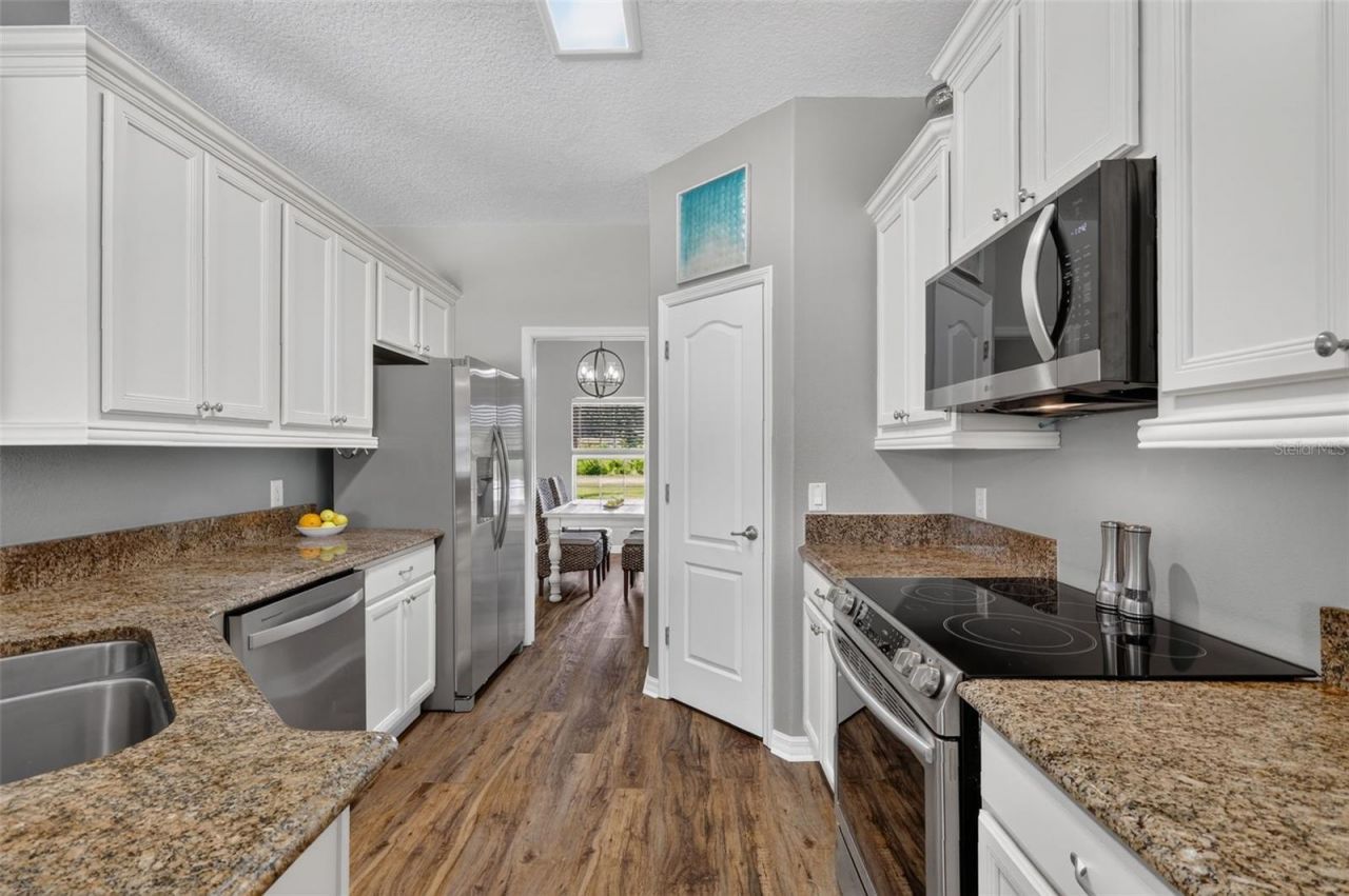 12037 Eagle Point Ct, Leesburg, FL 34788 Photo