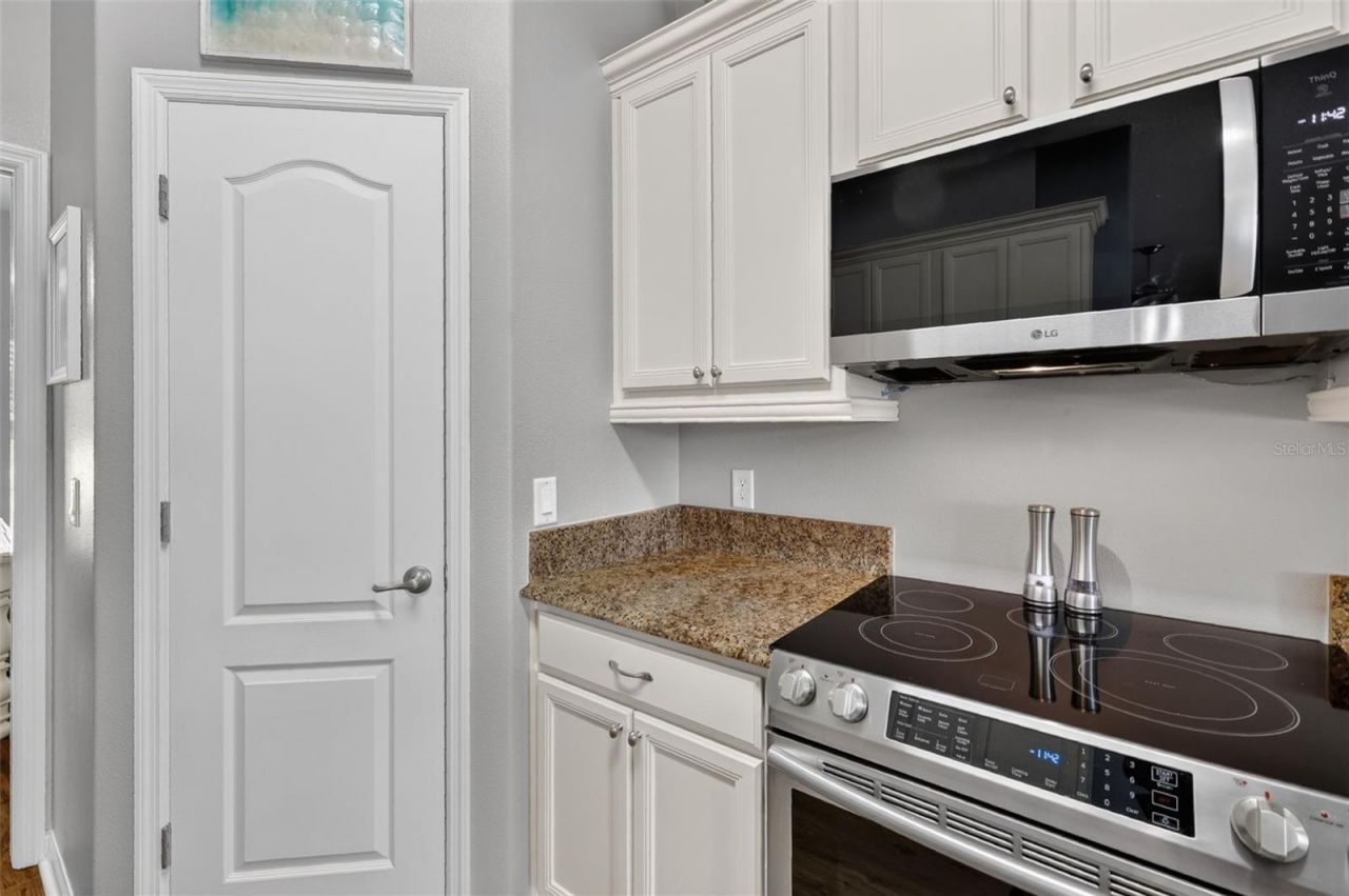 12037 Eagle Point Ct, Leesburg, FL 34788 Photo