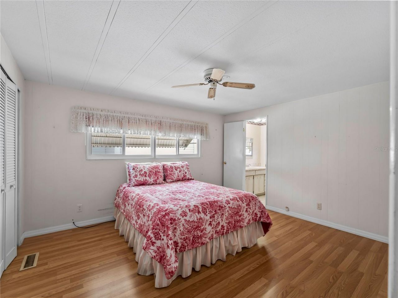 3226 Sweet Bay Terrace , Sarasota, FL 34237 Photo
