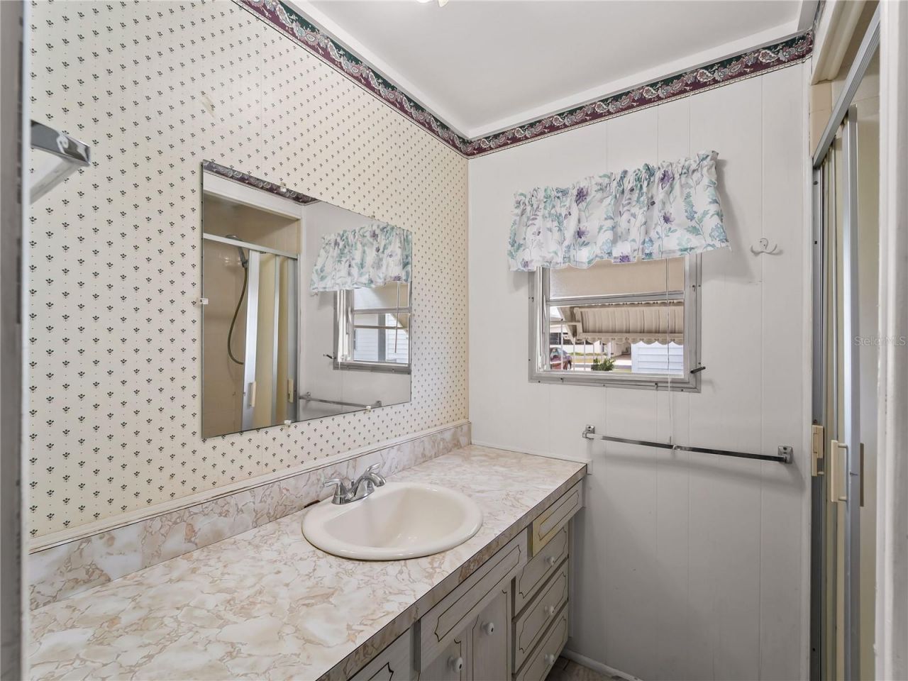 3226 Sweet Bay Terrace , Sarasota, FL 34237 Photo