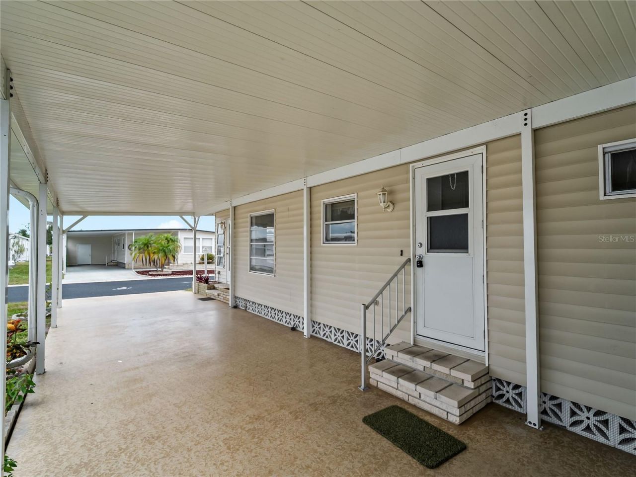 3226 Sweet Bay Terrace , Sarasota, FL 34237 Photo