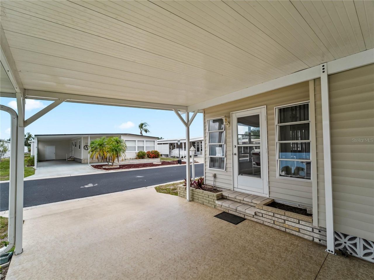 3226 Sweet Bay Terrace , Sarasota, FL 34237 Photo